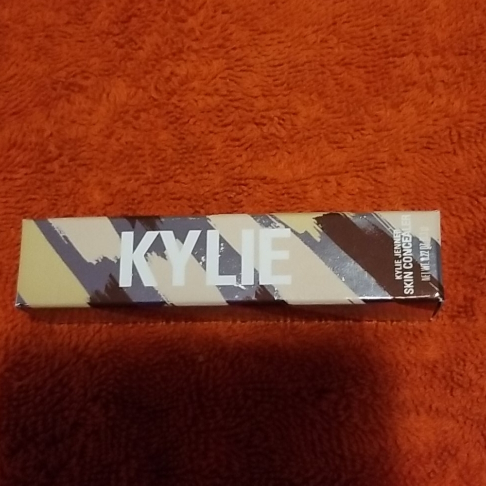 Makeup - Picture 7 of 8